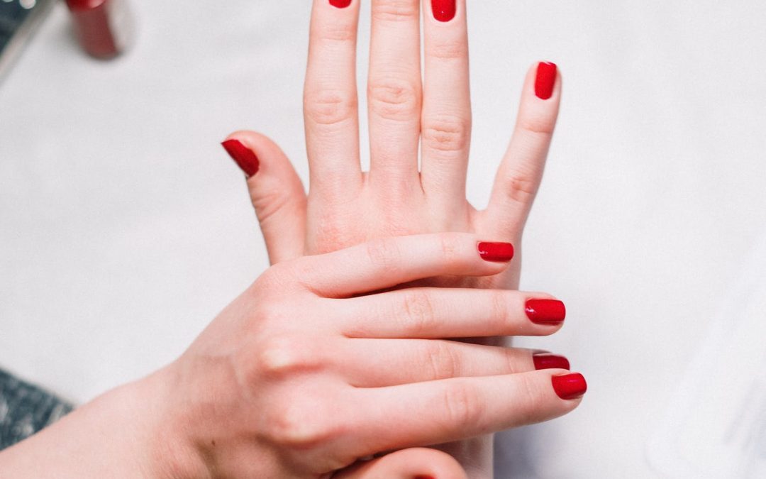 Comment enlever son vernis gel a la maison ?